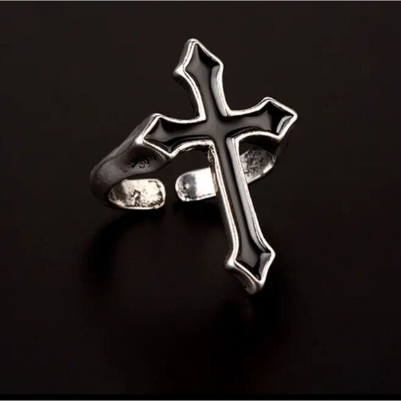 BLACK cross adjustable ring goth crucifix - Picture 4 of 5